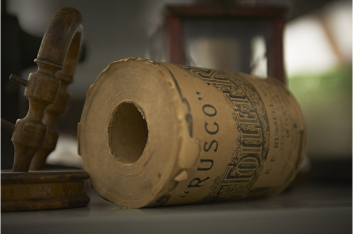 Toilet roll 720x478