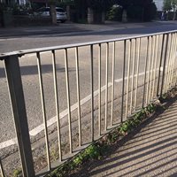 Pedestrian guardrail