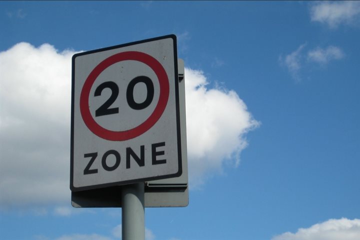 20mph sign