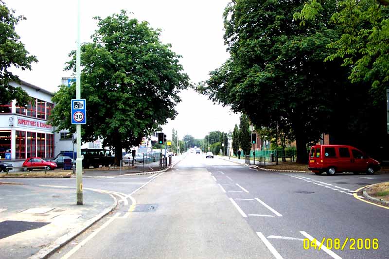 Broadwater Road Southbound, Welwyn Garden City (227)