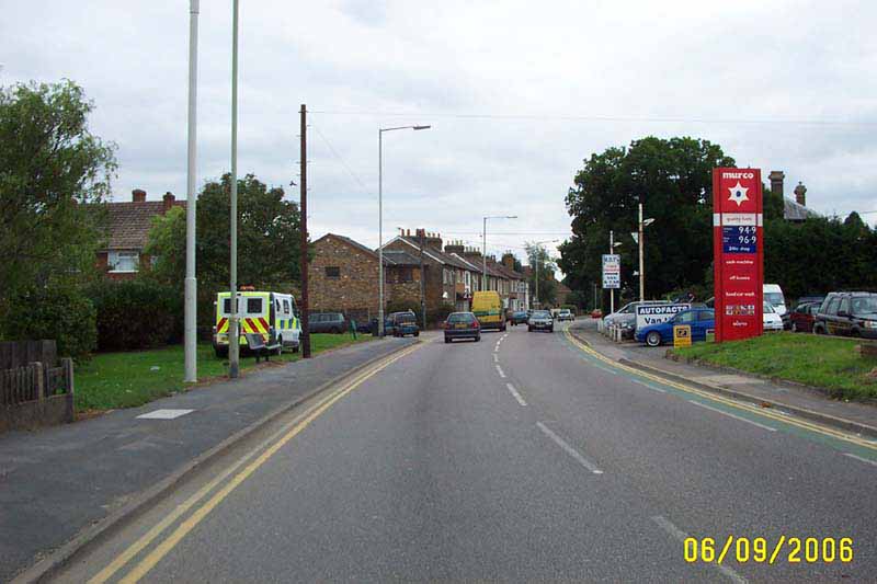 High Road, Wormley (610)
