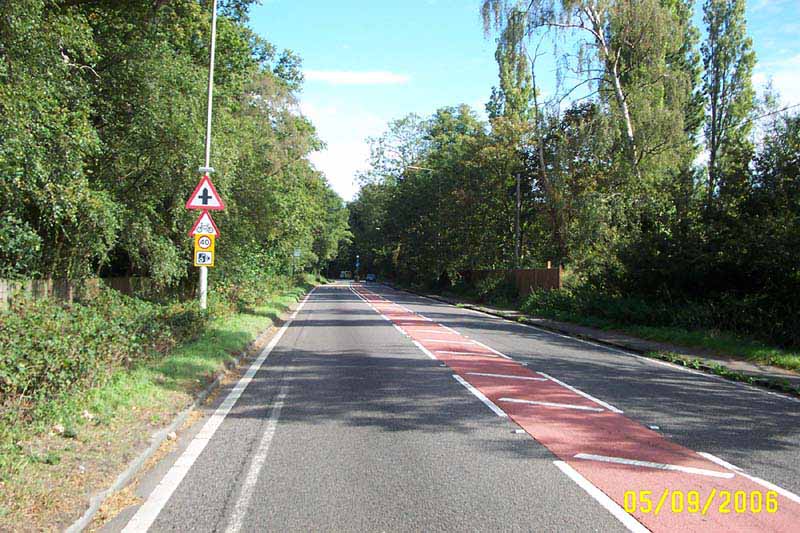Barnet Road Ganwick Corner junction with Wagon Road Potters Bar (620)