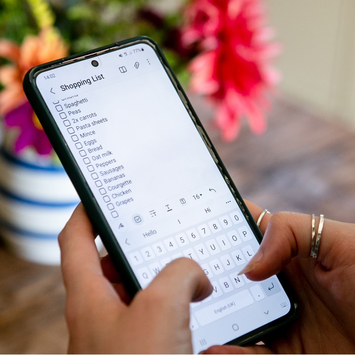 Shopping list on a phone